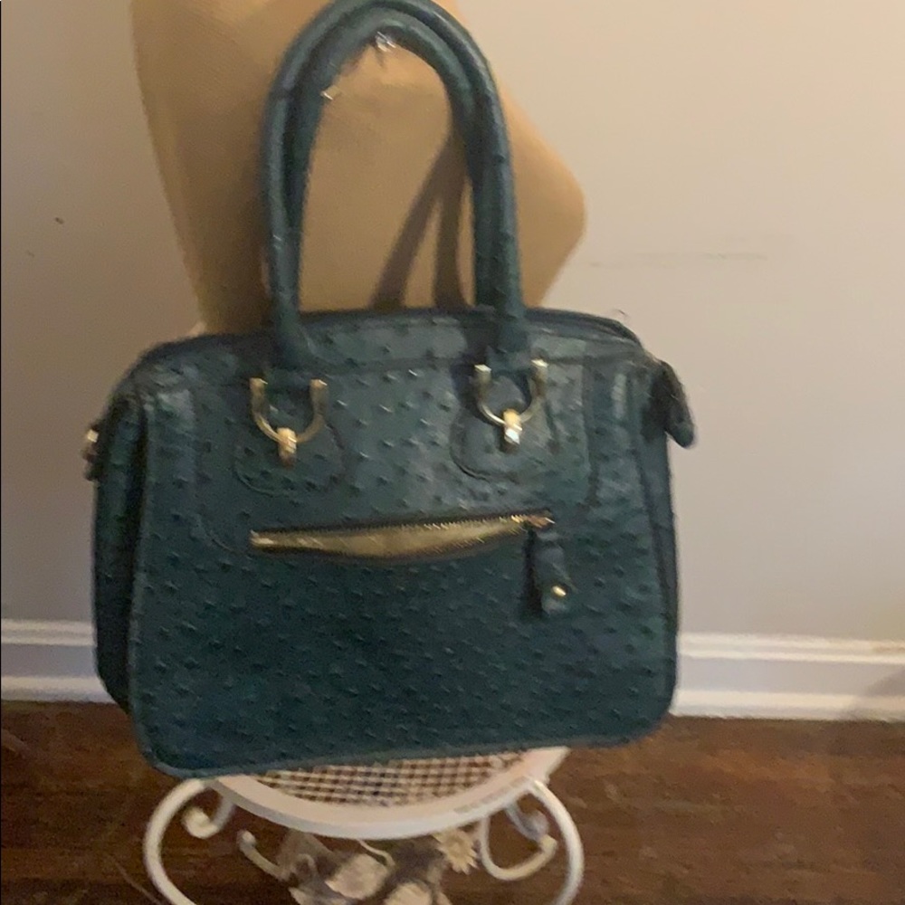 London Fog faux ostrich leather handbag - Picture 2 of 9